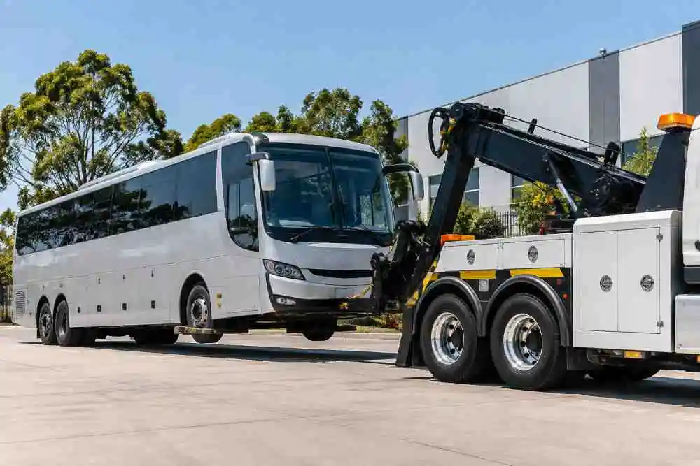 Coach Bus towing
